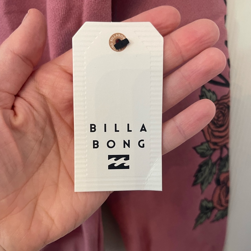 NWT Billabong Pink Hoodie with Floral Sleeve - Picture 5 of 5